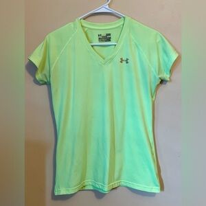 Under Armour - Women’s T Shirt - Small